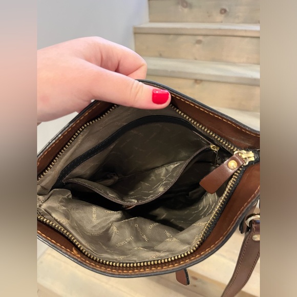 Vintage Two-Tone Leather Crossbody Purse - Picture 7 of 11